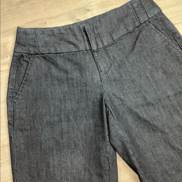 Women's Roz & Ali 4 S Small Navy Blue Khakis Chino Bermuda Jeans Shorts NWOT - Picture 5 of 8